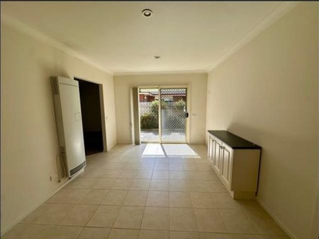 Townhouse for rent in Traralgon, Victoria