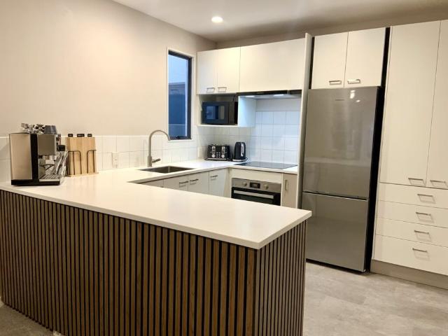 House for rent in Chaslands, Canterbury