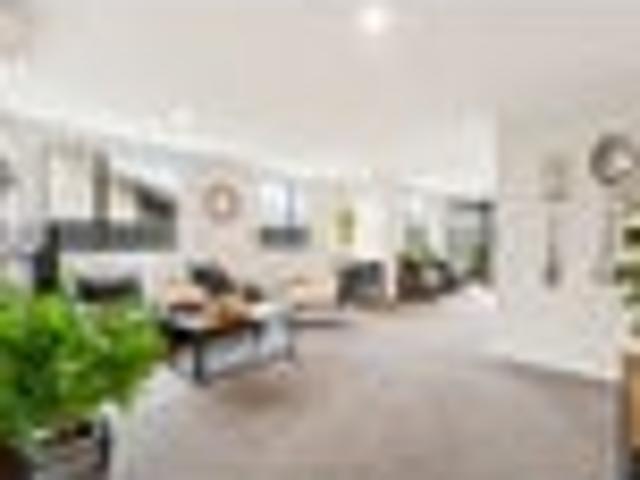 House for sale in Paerātā Rise, Franklin