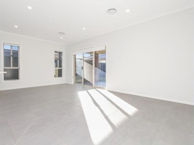 House for rent in Elara, Sydney