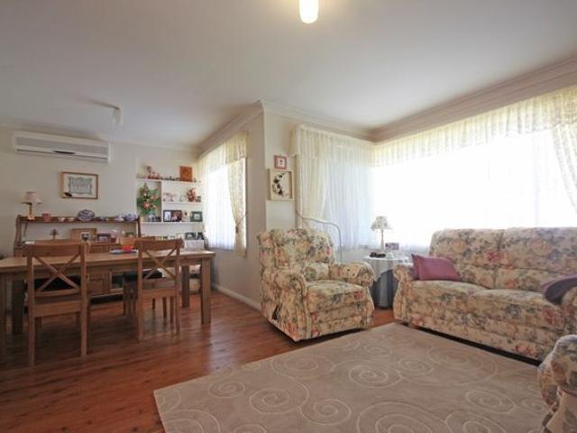 House for rent in Bradbury, Sydney