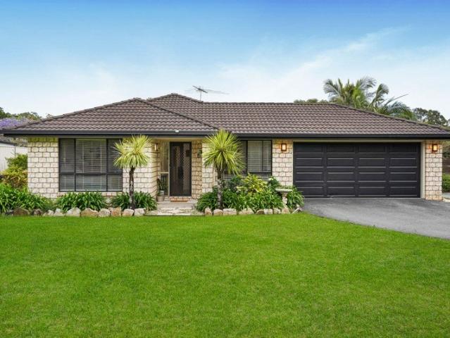 Cottage for sale in Morayfield, Greater Brisbane