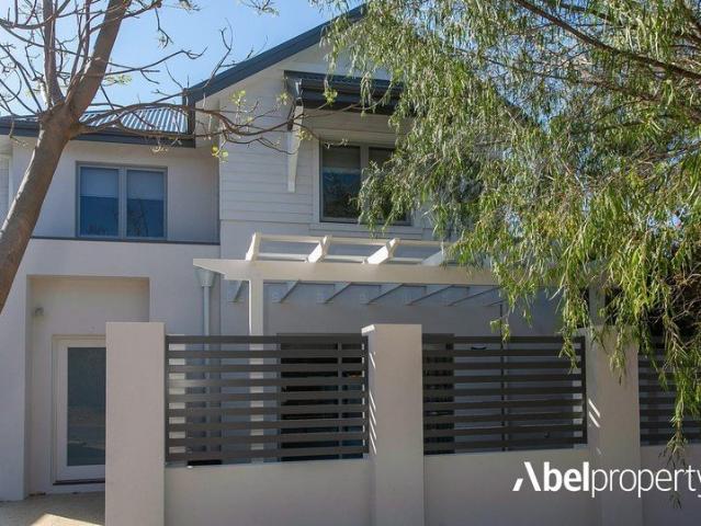Townhouse for rent in Daglish, City of Subiaco