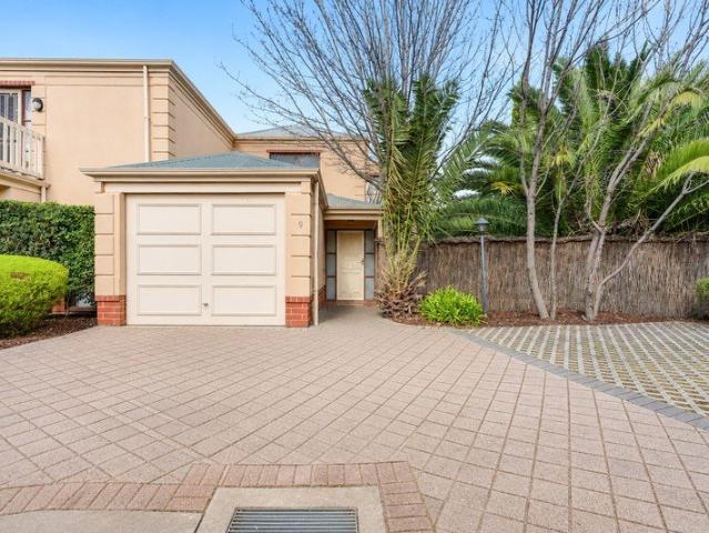 Townhouse for rent in Horseshoe Creek, South Australia