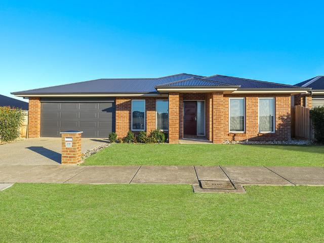 Townhouse for sale in Warrnambool, Victoria