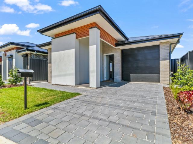 House for rent in Davoren Park, Adelaide