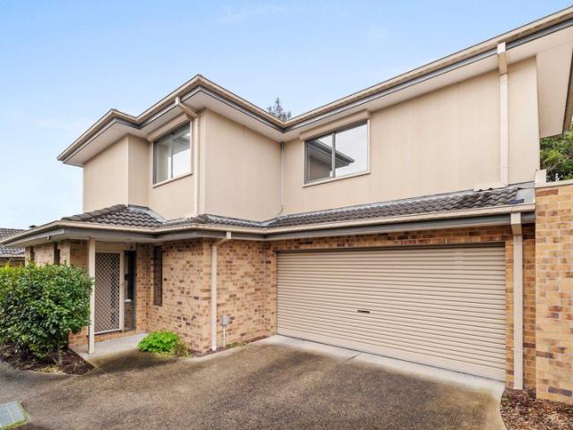 Townhouse for rent in Croydon, Melbourne