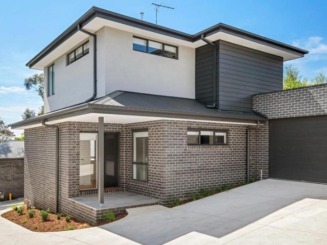 Townhouse for rent in Camerons Creek, Victoria