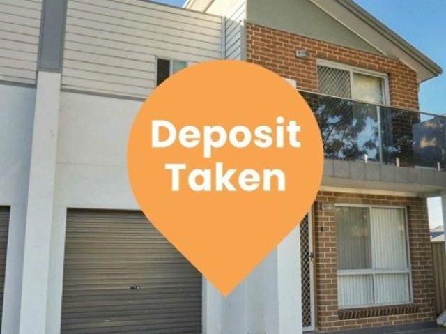 Townhouse for rent in Sydney, New South Wales