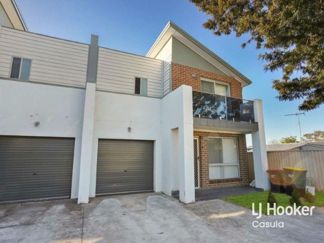 Townhouse for rent in Sydney, New South Wales