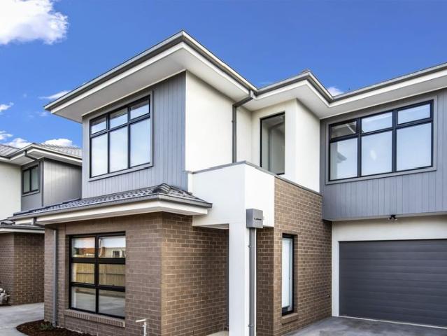 Townhouse for rent in Camerons Creek, Victoria