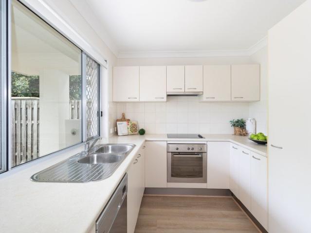 Townhouse for rent in Toombul, Queensland