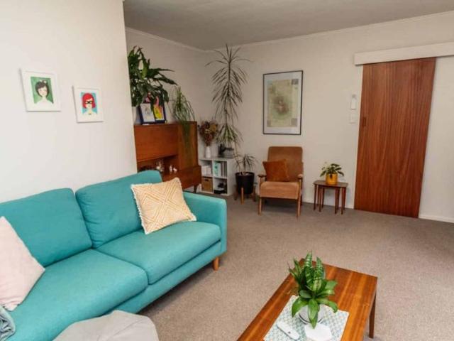 Townhouse for rent in Wallaceville, Upper Hutt