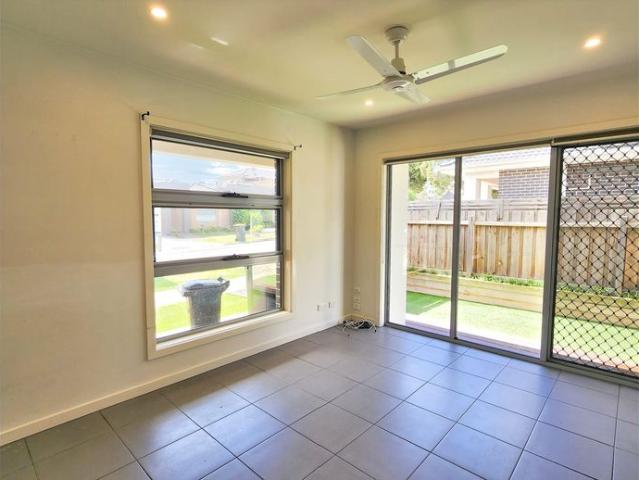 Apartment for rent in Reservoir, Melbourne