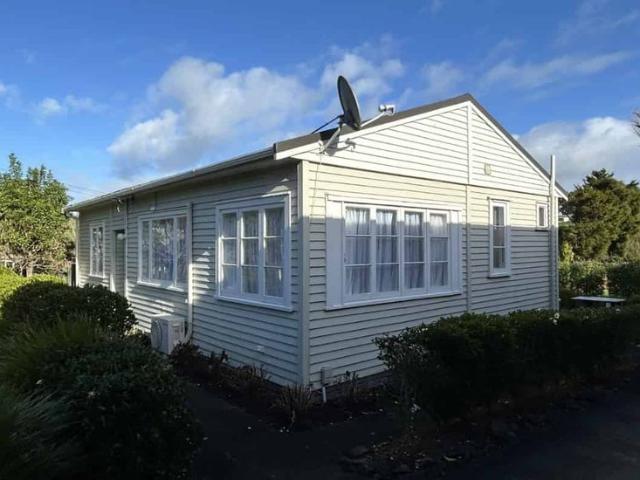 Apartment for rent in Maungaturoto, Northland