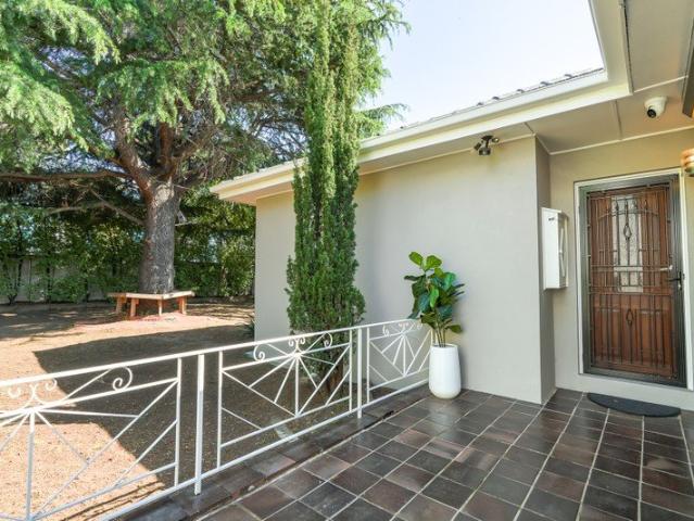 Townhouse for rent in Camerons Creek, Victoria