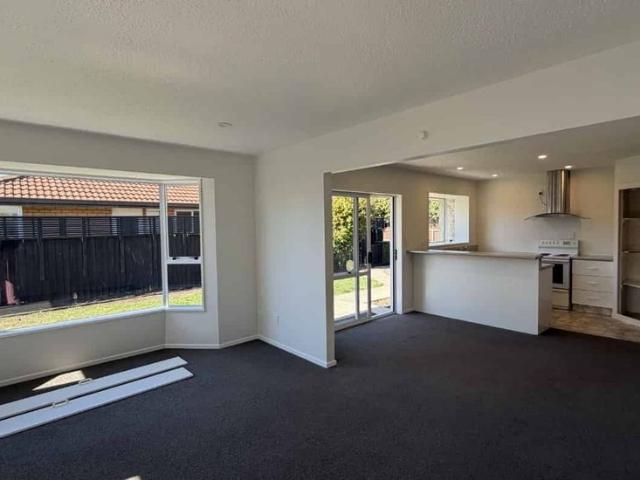 House for rent in Chaslands, Canterbury