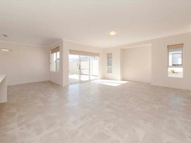House for rent in Forrestfield, Western Australia
