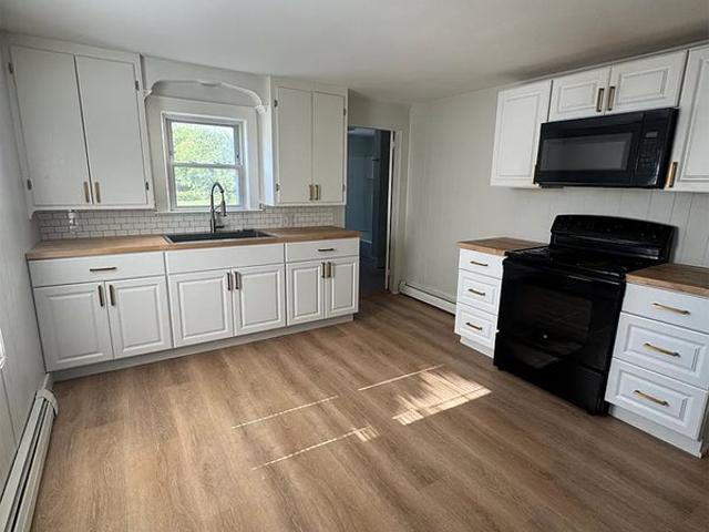 Room for rent in Augusta, Maine