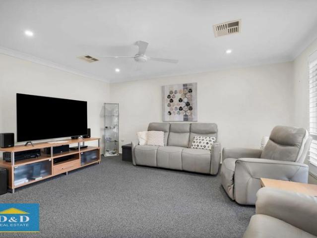 House for rent in Ingleburn, Sydney