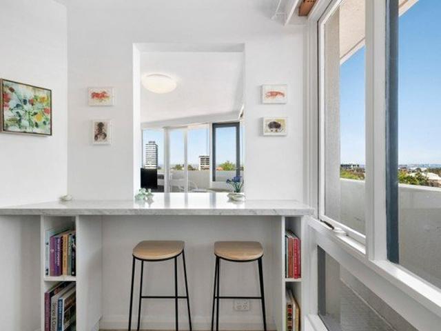 Apartment for rent in St Kilda West, Melbourne