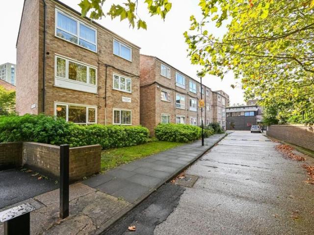 Apartment for rent in Bromley-by-Bow, Bow