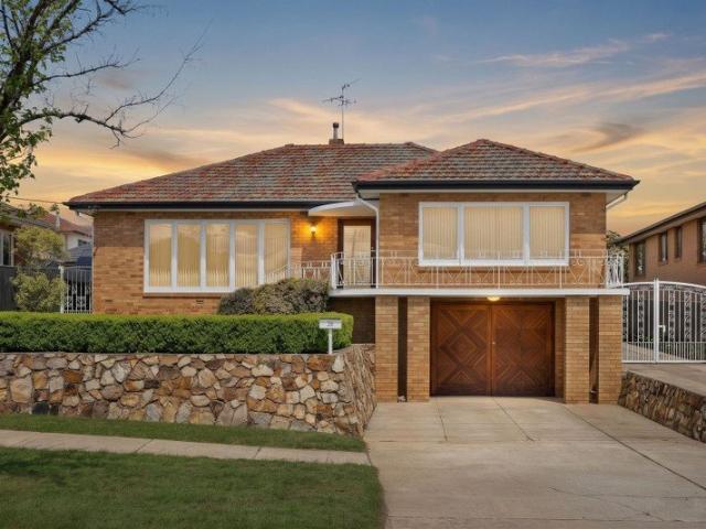 House for sale in Crestwood, Queanbeyan