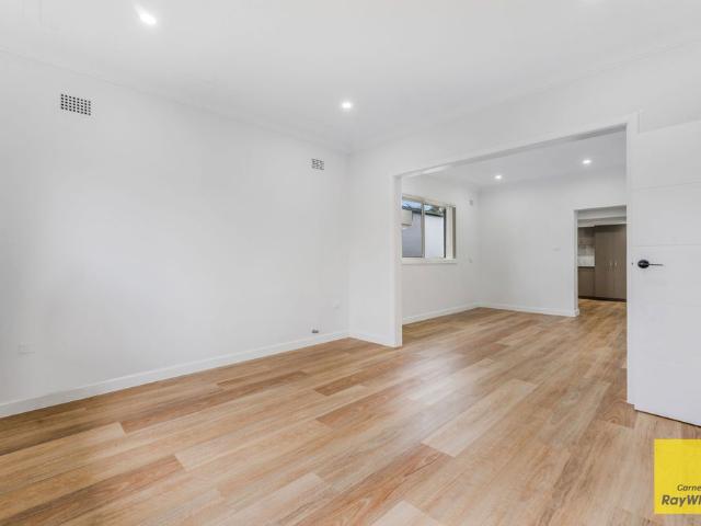 House for rent in Sydney, Liverpool City Council