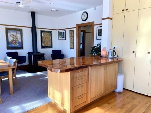 House for rent in Christchurch Central, Linwood-Central-Heathcote Community
