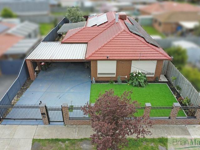 House for sale in Kingston Gardens, Melbourne