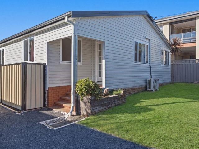 House for rent in Long Jetty, New South Wales
