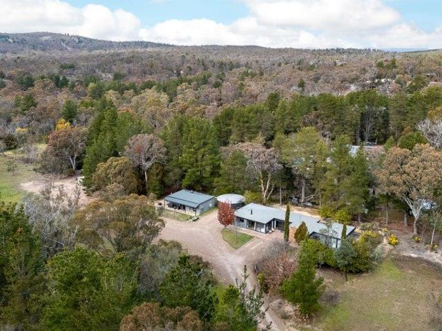 Cottage for sale in Queanbeyan, New South Wales