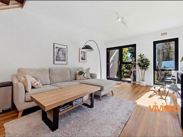Townhouse for rent in Mosman Park, Western Australia
