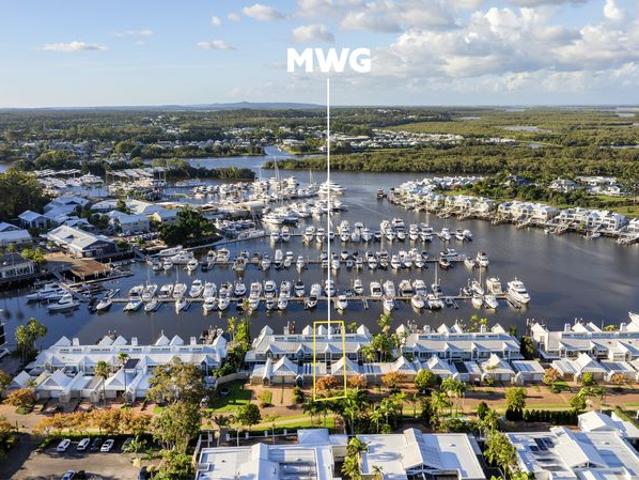 Townhouse for sale in Sanctuary Cove