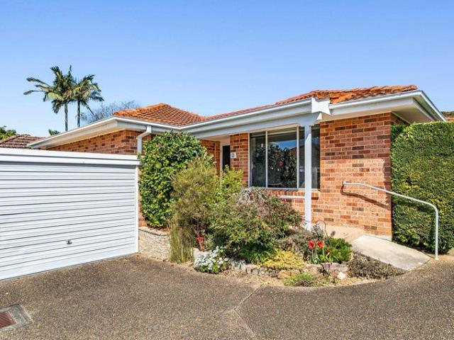 Villa for sale in Sutherland, New South Wales