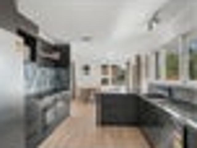 House for sale in Chaslands, Canterbury