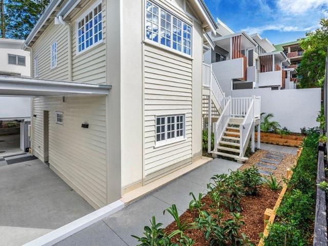 Townhouse for rent in Toombul, Queensland