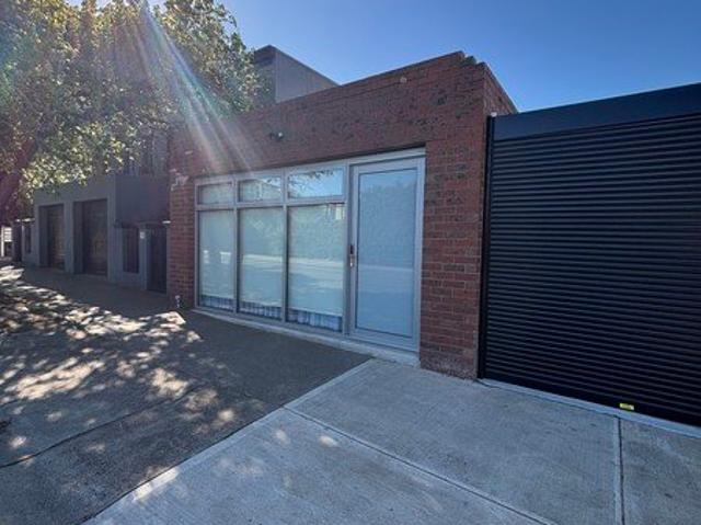 House for rent in Moonee Ponds, Melbourne