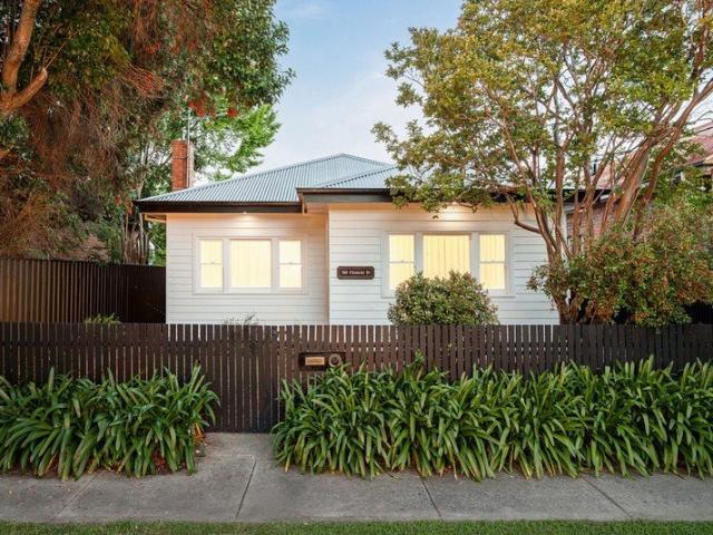 House for sale in South Albury, Albury