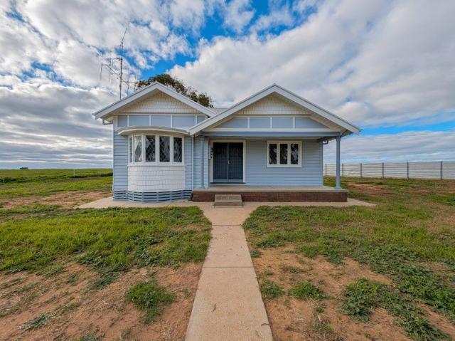 Cottage for sale in Westby, Victoria