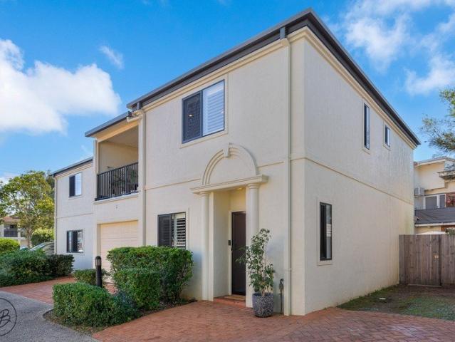 Townhouse for sale in Toombul, Queensland