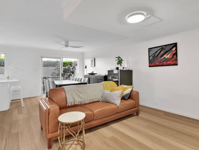 Apartment for rent in Lower North Shore, Sydney
