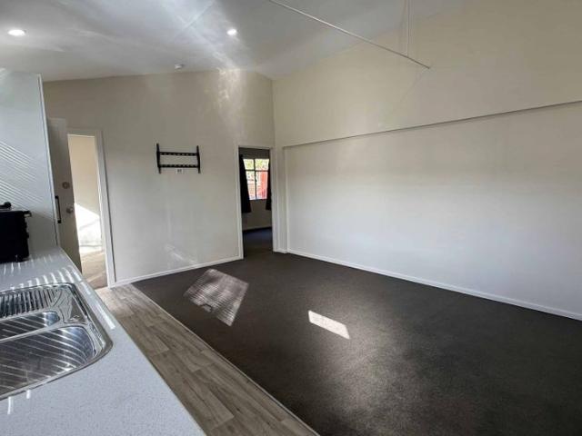 House for rent in Otakou