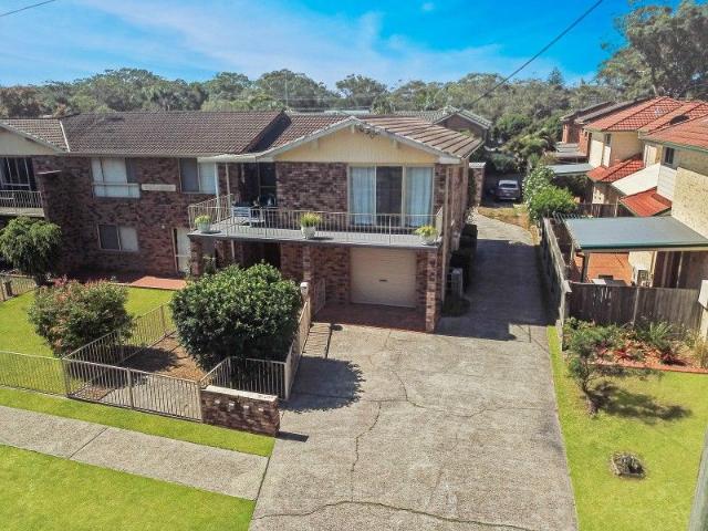 Townhouse for sale in Hawks Nest, New South Wales