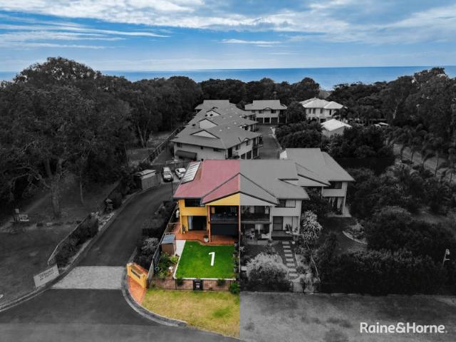 House for sale in Moore Park Beach, Queensland