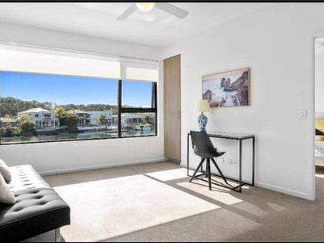 Townhouse for rent in Fernbrook, Queensland
