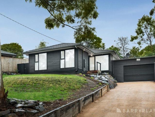 House for sale in Badger Creek, Melbourne
