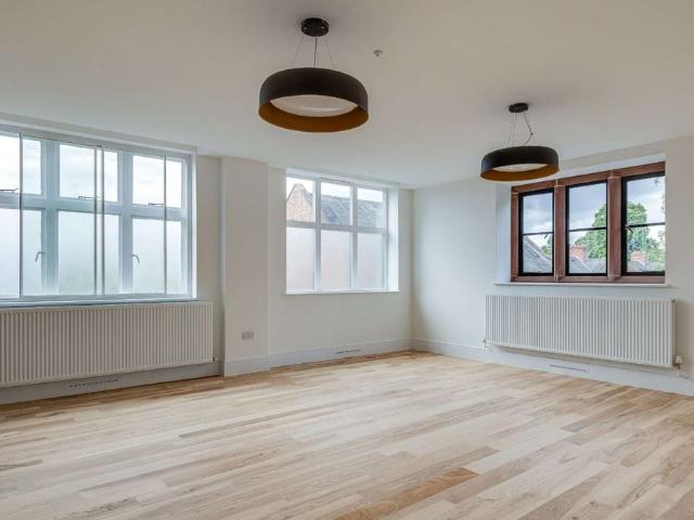 Apartment for rent in Fulshaw Park, Wilmslow