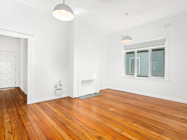 House for rent in Wollongong West, New South Wales