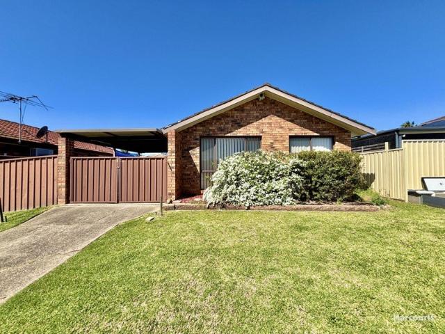House for rent in St Helens Park, Sydney